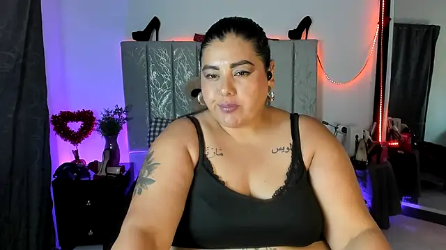 AndreaKinky Live XXX-chat