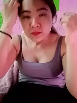 Czat XXX na żywo – Lily-ross22