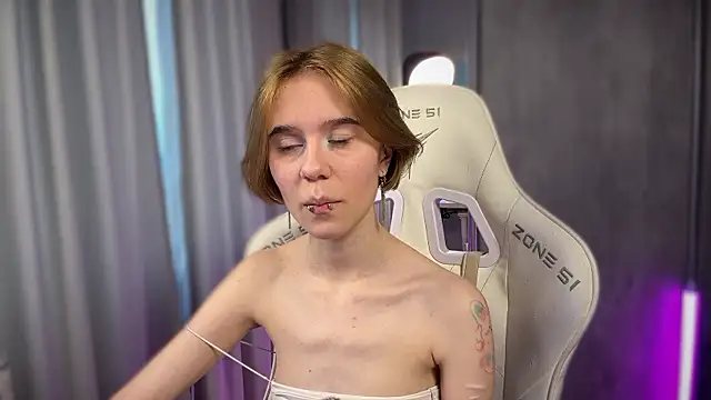 MyBabyLana লাইভ XXX চ্যাট