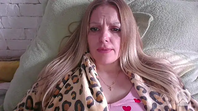 Czat XXX na żywo – Angel_girllovemy