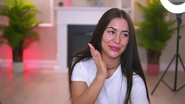 Abbela_White লাইভ XXX চ্যাট