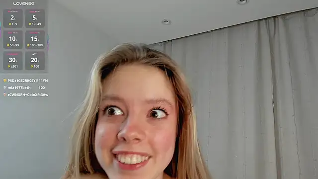 TiffinyMergist Chat XXX in diretta