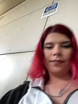 RiriRoseeyのライブXXXチャット