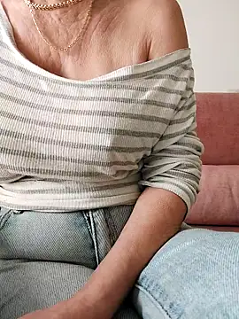 Catababa67 网络视讯表演