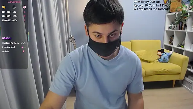 Tomguys' Live XXX Chat