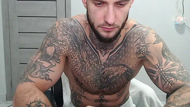 maxi_foxxx's Live XXX Chat