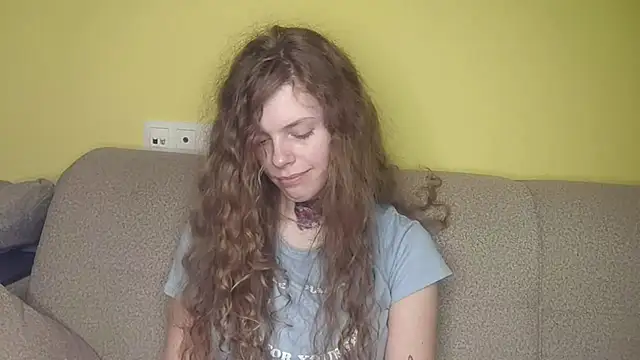 Chat +18 de RayaNenlia ao vivo