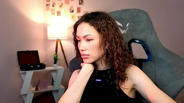 nexorine Adlı Modelin Canlı XXX Sohbeti