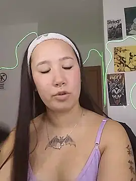 Japabaixinha: вебкам-шоу