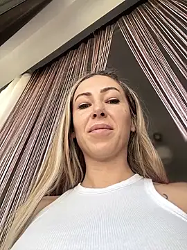 Chat XXX Live RaquelleDevon