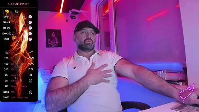 Czat XXX na żywo – HAIR-MAN