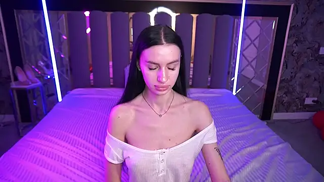 Chat +18 de Snow_WhiteeeX ao vivo