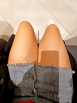 Ori-Lynkのウェブカメラショー