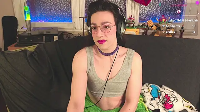 Zesty_Peach Webcam show