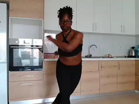 แชท XXX สดของ MasterIndigo