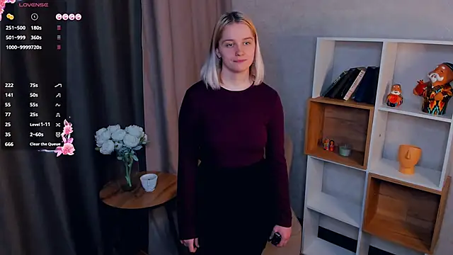  แชท XXX สดของ AveIinaStromain