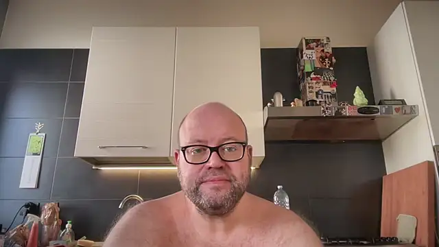 Pokazy przed kamerką – theitalianbear