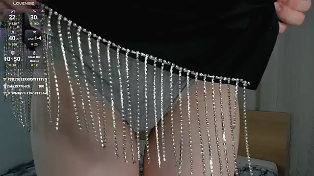 TiffinyMergist: онлайн-секс-чат