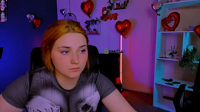 Webkamerová show casey_meow_