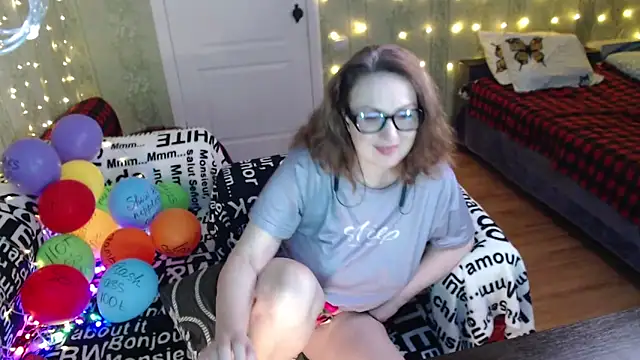 MarleneDietrich's Live XXX Chat