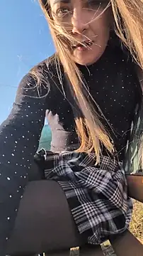 Risky_julia2330 Adlı Modelin Canlı XXX Sohbeti