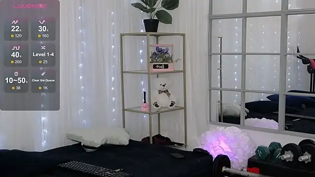 SarahRaynex Chat XXX live