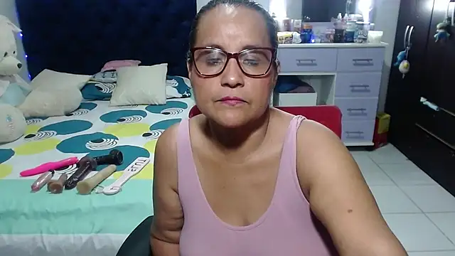 XXX chat uživo modela pervert_mommy_