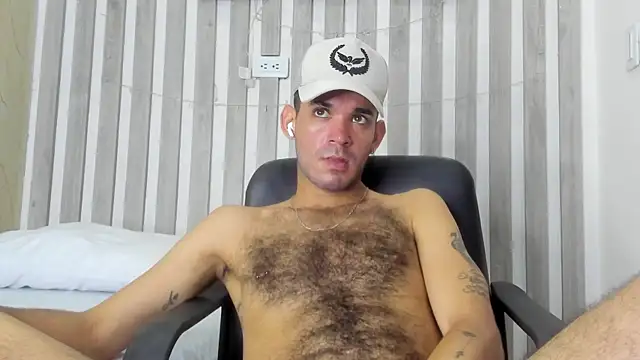 Chat +18 de EthanGrey ao vivo