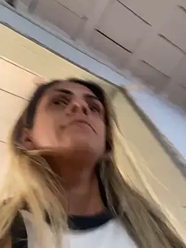 sabrinaneves élő XXX-chatje