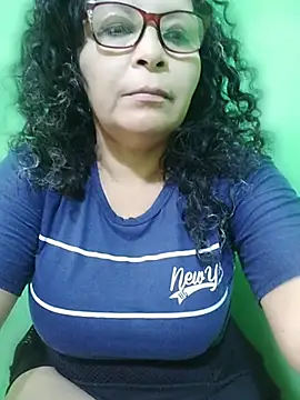 Amarantha25's Live XXX Chat