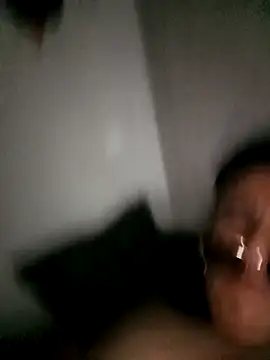 Exquisito423 webkamerás műsora