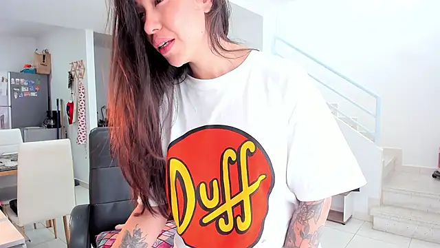 Chatroom XXX en direct de FireTheGun_