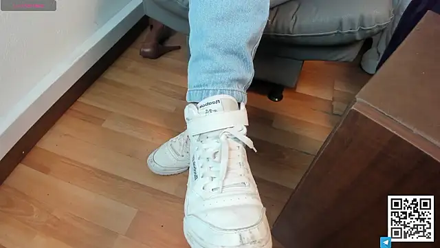 Онлайн чат XXX Shantal__G