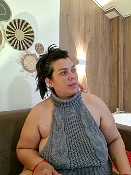 Chatroom XXX en direct de martina_foxy_