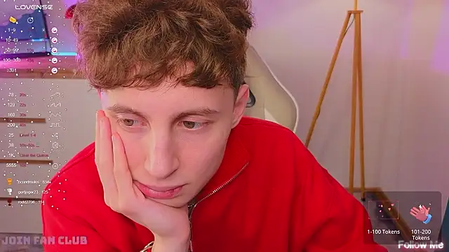 crisp1n Chat XXX in diretta