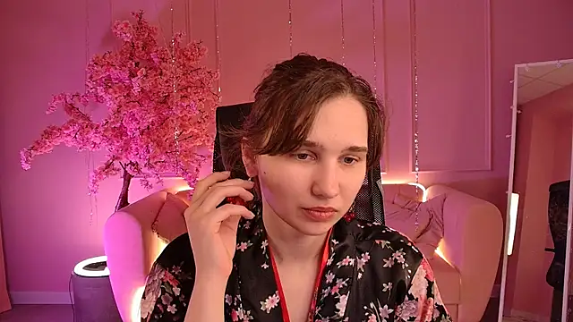 TessaMill live XXX chat