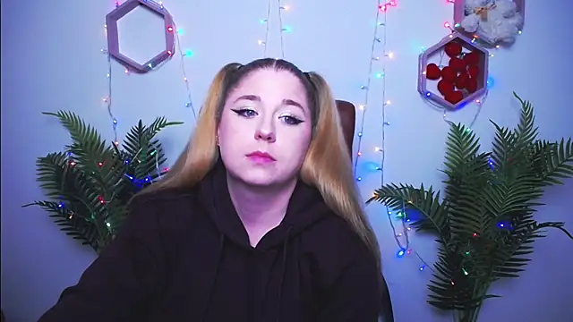 Chatroom XXX en direct de JessikaDaniel