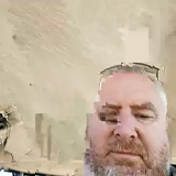 SA_BULL Show in webcam