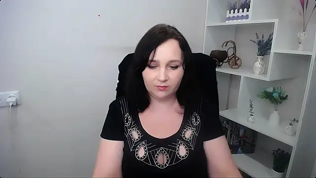 XXX chat uživo modela miranda_sun_
