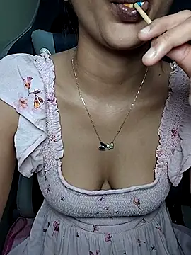 Isha_Sax ওয়েবক্যাম শো