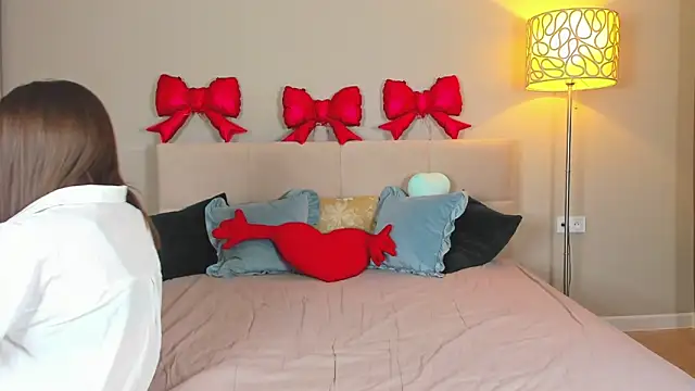 cutienaughtygirl: онлайн-секс-чат