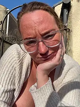 Sembang XXX Secara Langsung JustYourNormalCouple