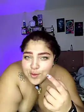 kendra_lil_evill's Webcam Show