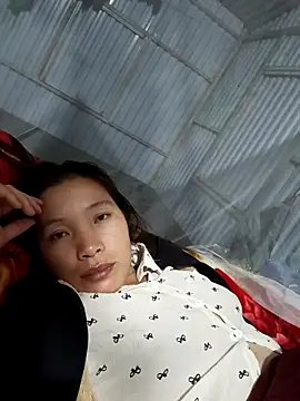 Evelyn-n: онлайн-секс-чат