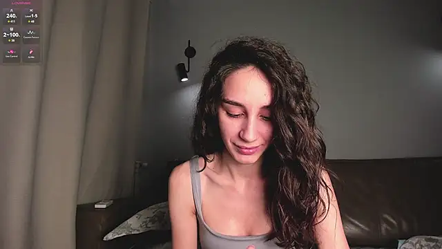 Elizwise's Live XXX Chat