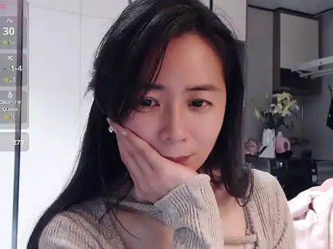 Tsuki-y 网络视讯表演