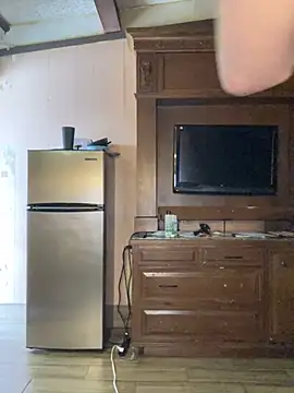 Pertunjukan Kamera Web Jasmine_FullsShine