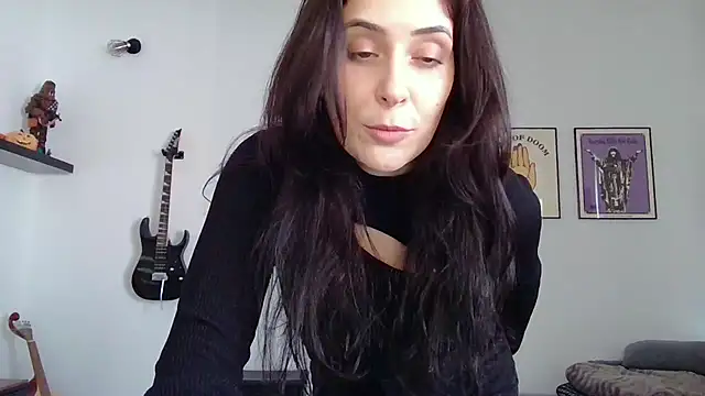 -SquirtSiren- 即時 XXX 聊天