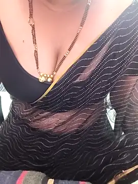 Živý XXX chat Tamil-riya