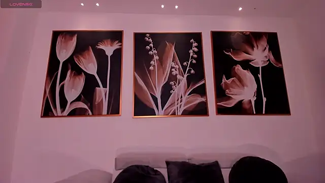 TiffannySins Chat XXX live